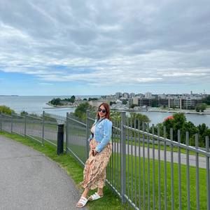 Meet your Posher, Yenn